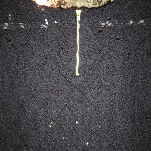 Sweater - Picture 3 of 4